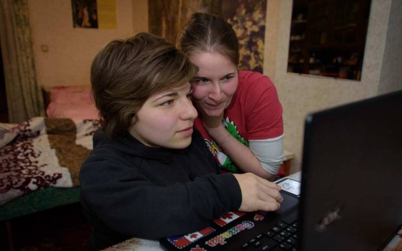 «Є такі люди, які бояться нас», — сироти про інвалідність