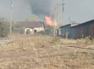 Наслідки обстрілу Івашок. Фото: ХОВА