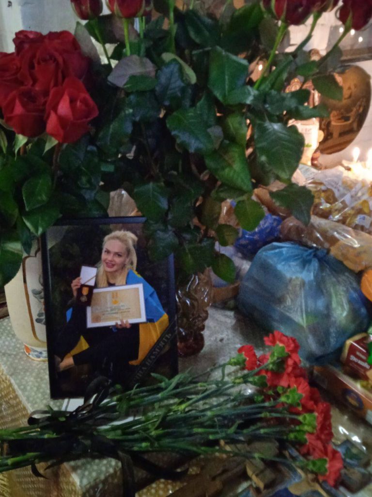 У Харкові простилися з волонтеркою Анною Жук У Харкові простилися з волонтеркою Анною Жук