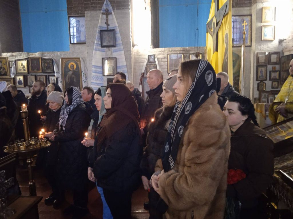 У Харкові простилися з волонтеркою Анною Жук У Харкові простилися з волонтеркою Анною Жук