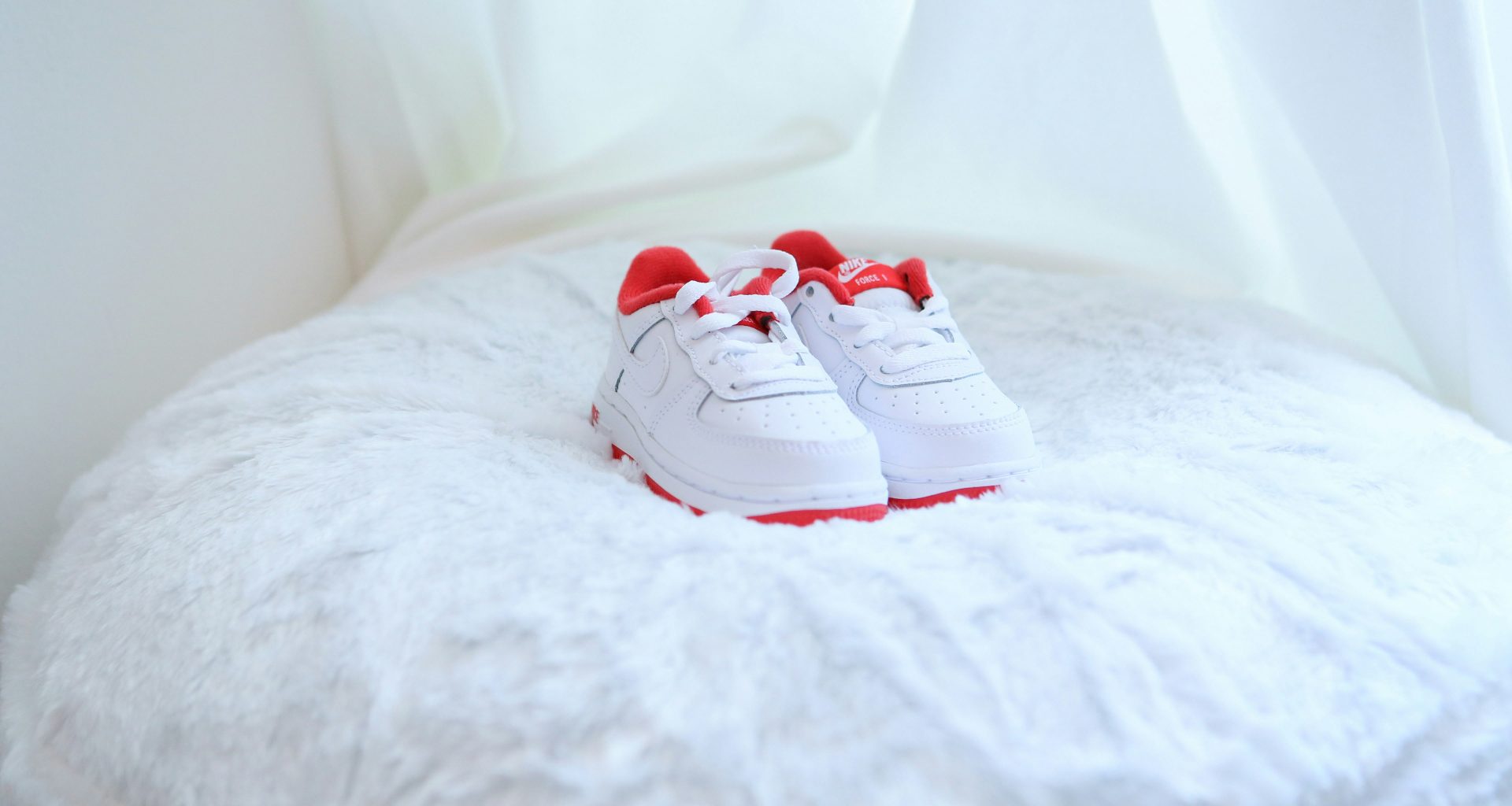 Зручні дитячі кросівки Nike