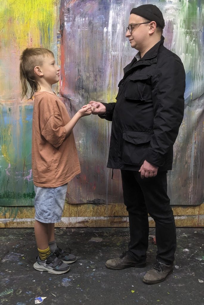 У Харкові відкриється виставка «Бліотека вокалу та пейзажу» У Харкові відкриється виставка «Бліотека вокалу та пейзажу»