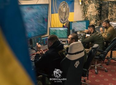 Через руйнування Вовчанська його оборонці більшість часу вимушені переховуватися і тримати позиції під землею.