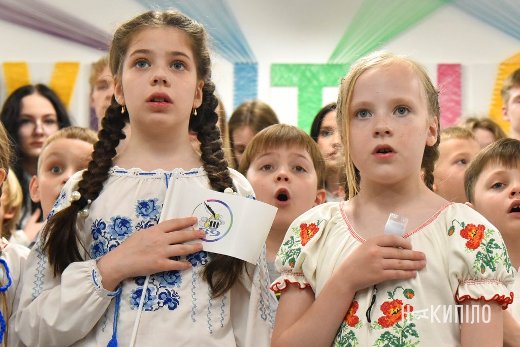 Останній дзвоник 2025 у Харкові Фото: Ігор Лептуга