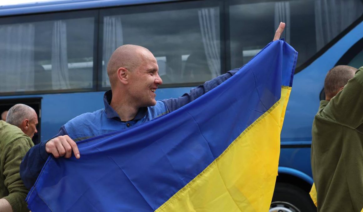 Другий етап звільнення українських військовополонених у форматі 1000 на 1000 24.05.25