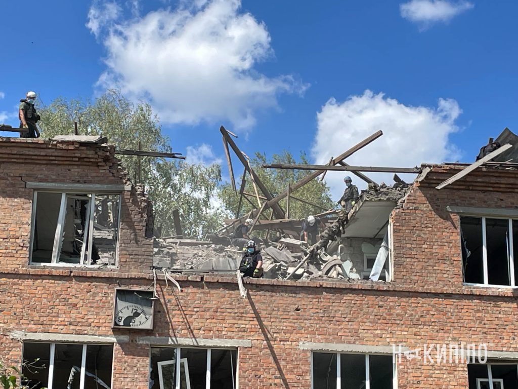 Наслідки влучання умпб-5, каб, у Харкові, 25 липня 2025 року, Фото: Павло Пахоменко