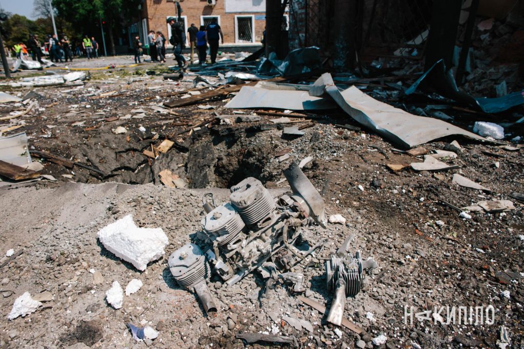 Наслідки прильоту шахеда у холодногірському району Харкова 7 липня 2025 року, під час другого нальоту 7.07.25 фото: Павло Пахоменко