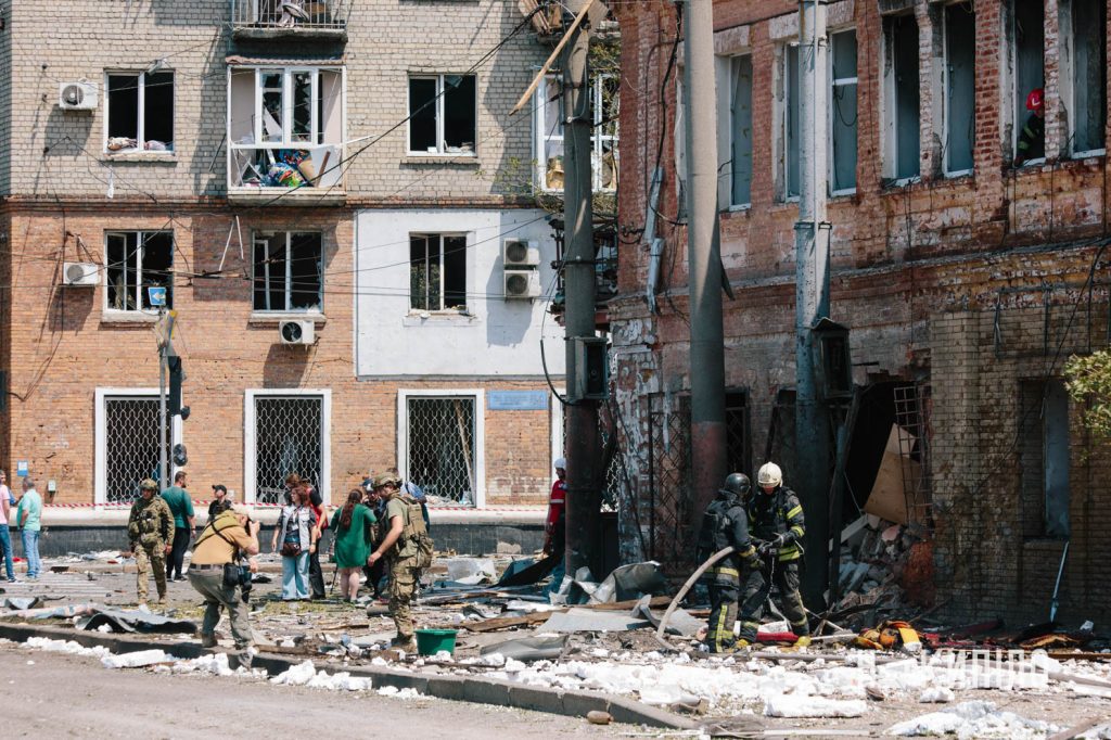 Наслідки прильоту шахеда у холодногірському району Харкова 7 липня 2025 року, під час другого нальоту 7.07.25 фото: Павло Пахоменко