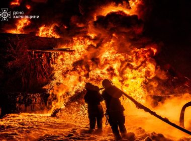 Чугуїв, полум'я, обстріл