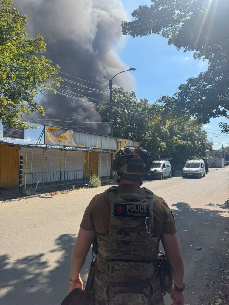 Горить ринок у Костянтинівці