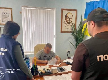 обвинувачений, прокуратура та поліція