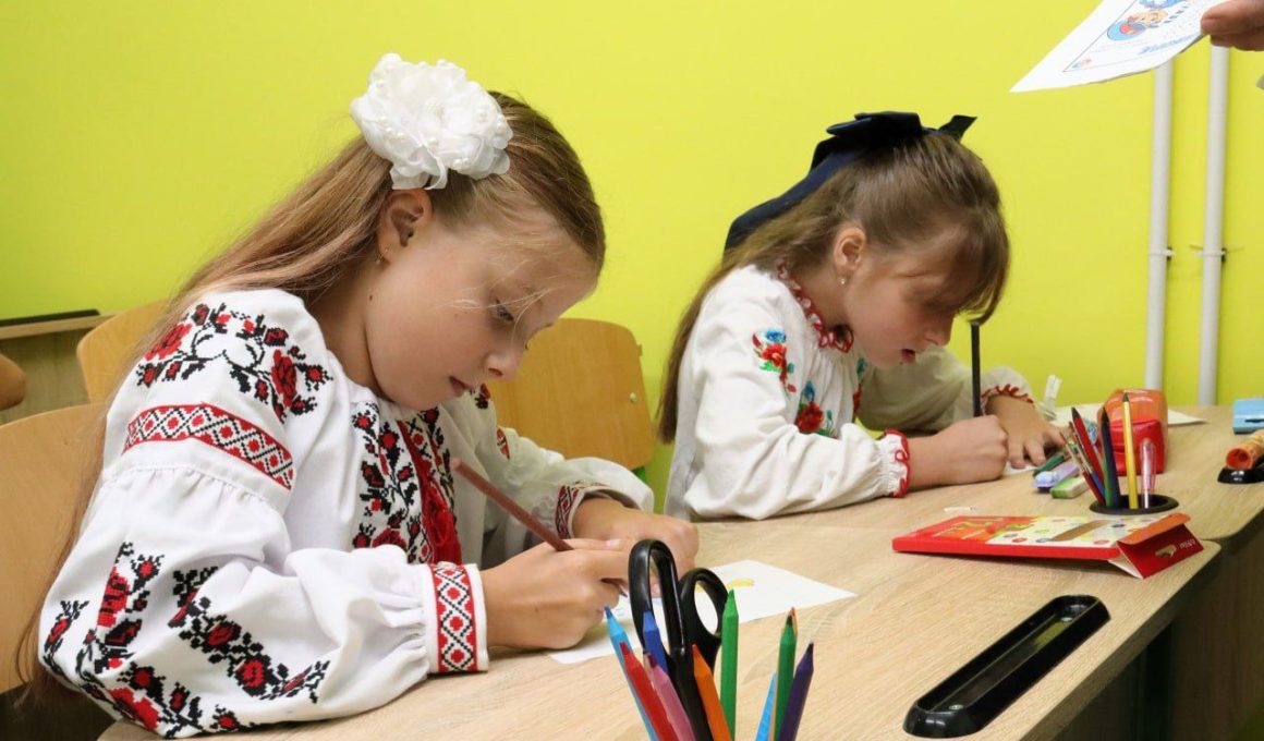 Підземні класи в Лозовій Харківської області. Фото: Сергій Зеленський