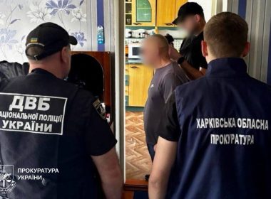 Водійське посвідчення за гроші: харків'янина затримали на хабарі.