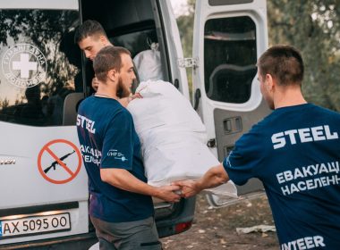 Евакуація з під обстрілів на Харківщині