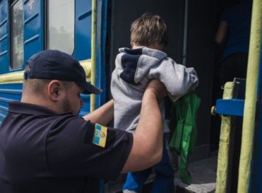 80 родин з дітьми за 10 днів: на Харківщині триває евакуація 4 Триває евакуація родин з дітьми у трьох громадах Харківщини