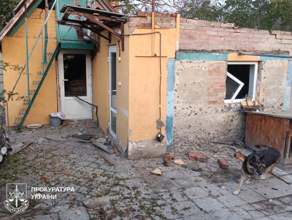 Фото пожежі, які спалахнула після атаки БпЛА на Харків 8