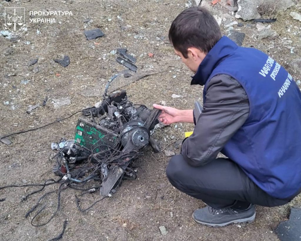 Фото пожежі, які спалахнула після атаки БпЛА на Харків 7