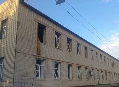 ворог знову обстріляв Лозову.