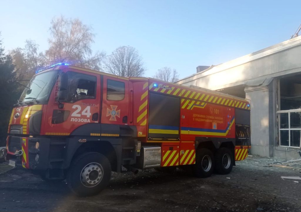 ворог знову обстріляв Лозову ворог знову обстріляв Лозову.