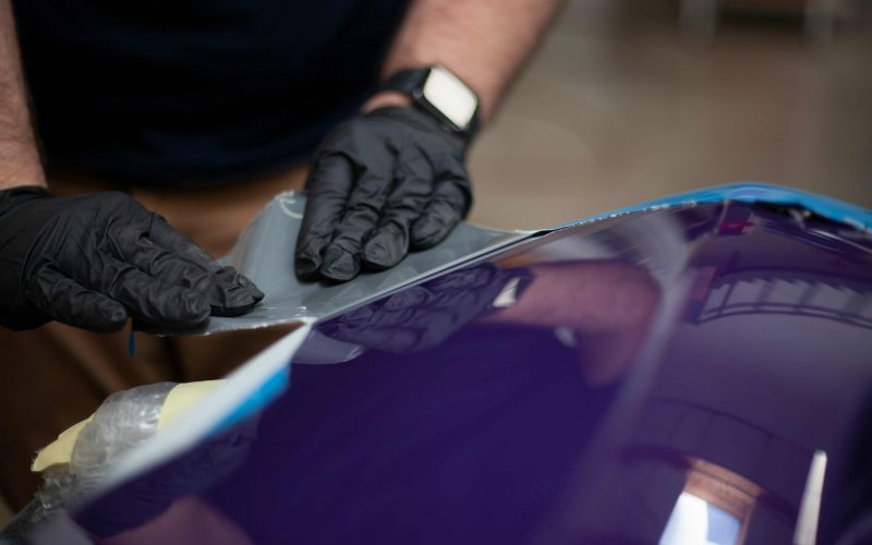 Як власноруч зафарбувати подряпину на авто