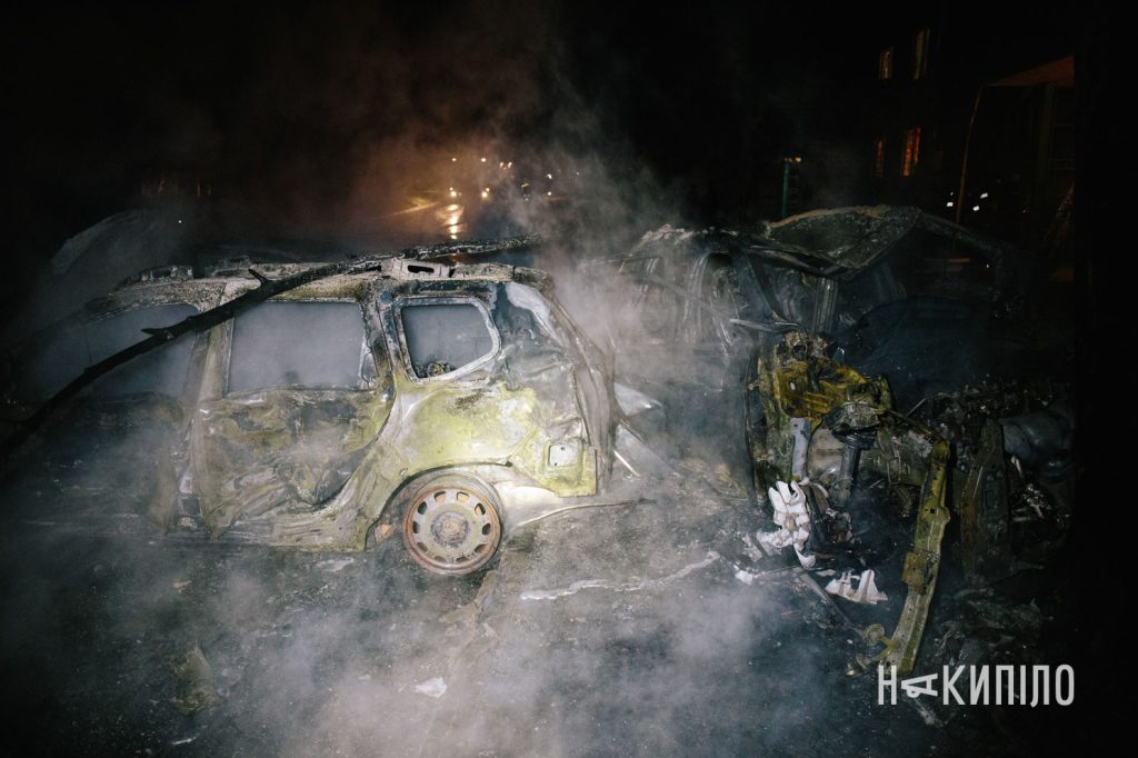 Наслідки прильоту 19 листопада 2025 року у Харкові, проспект аерокосмічний 167, фото: Павло Пахоменко