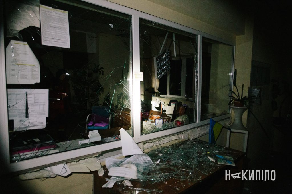 Наслідки прильоту 19 листопада 2025 року у Харкові, проспект аерокосмічний 167, фото: Павло Пахоменко