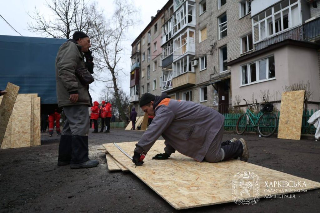 Харківська обладміністрація показала наслідки обстрілу Балаклії 6