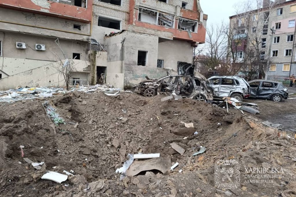 Харківська обладміністрація показала наслідки обстрілу Балаклії 8