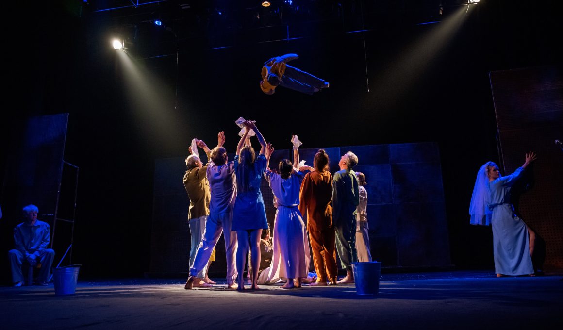 вистава «Шевченко 2.0», У Харкові презентували оновлену виставу «Шевченко 2.0», створену за щоденником Кобзаря, фото: Маргарита Корн