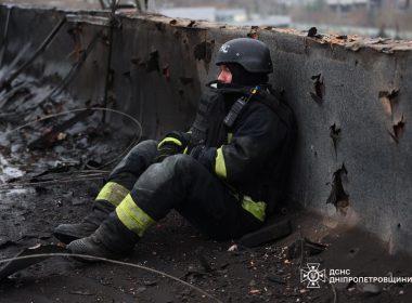 ворог вдарив ракетою по Дніпру.