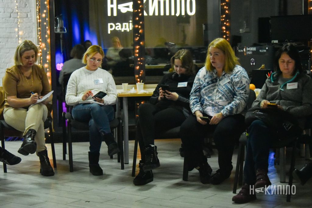 мікроретрит, учасники