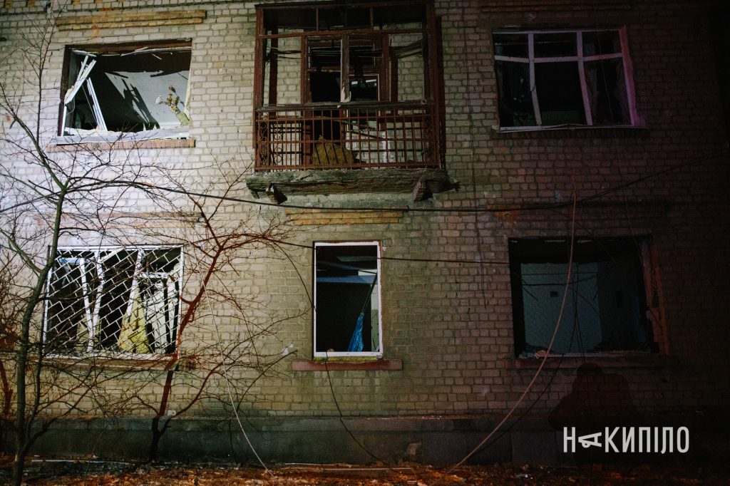 росія атакувала з авіації Харків: є загиблі й поранені 3 Наслідки влучвння каб у Харкові 26 грудня 2025 року. Фото:Павло Пахоменко