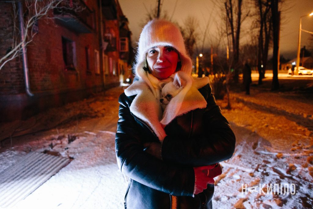 Ворожий КАБ поцілив в одну з головних доріг Харкова. Фото 4 Наслідки влучвння каб у Харкові 26 грудня 2025 року. Фото:Павло Пахоменко