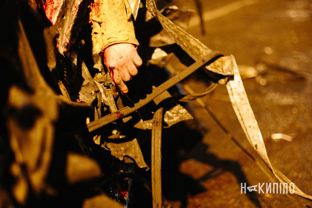 росія атакувала з авіації Харків: є загиблі й поранені 1 Наслідки влучвння каб у Харкові 26 грудня 2025 року. Фото:Павло Пахоменко