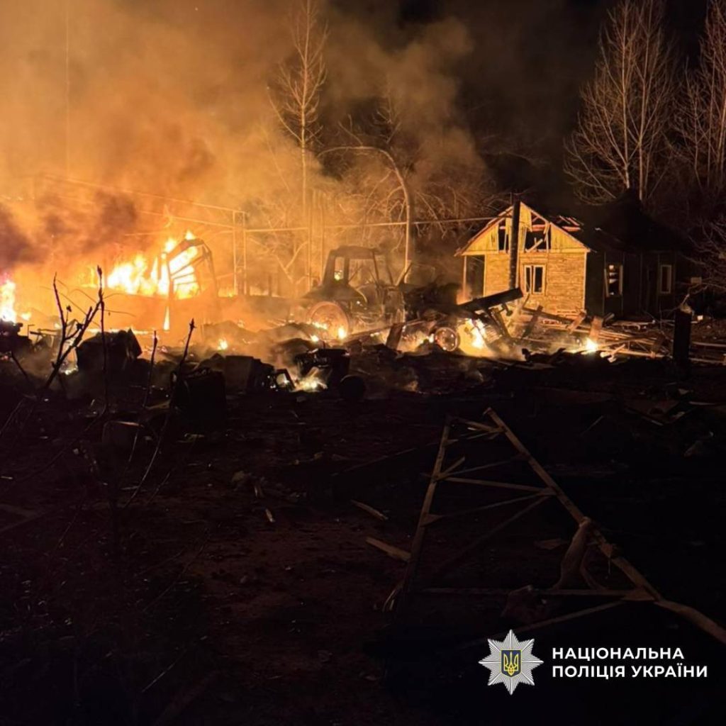 Постраждалі на Купʼянщині, зруйнована школа в Одноробівці: наслідки російських атак за добу 4