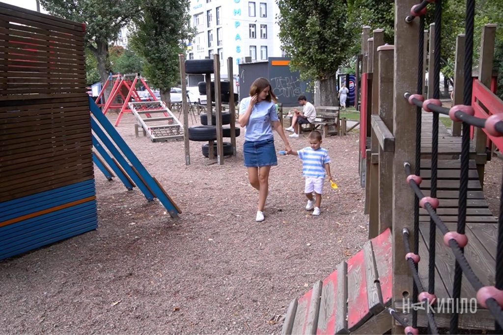 Історії трьох родин, які отримують послугу раннього втручання 5 дитина, раннє втручання