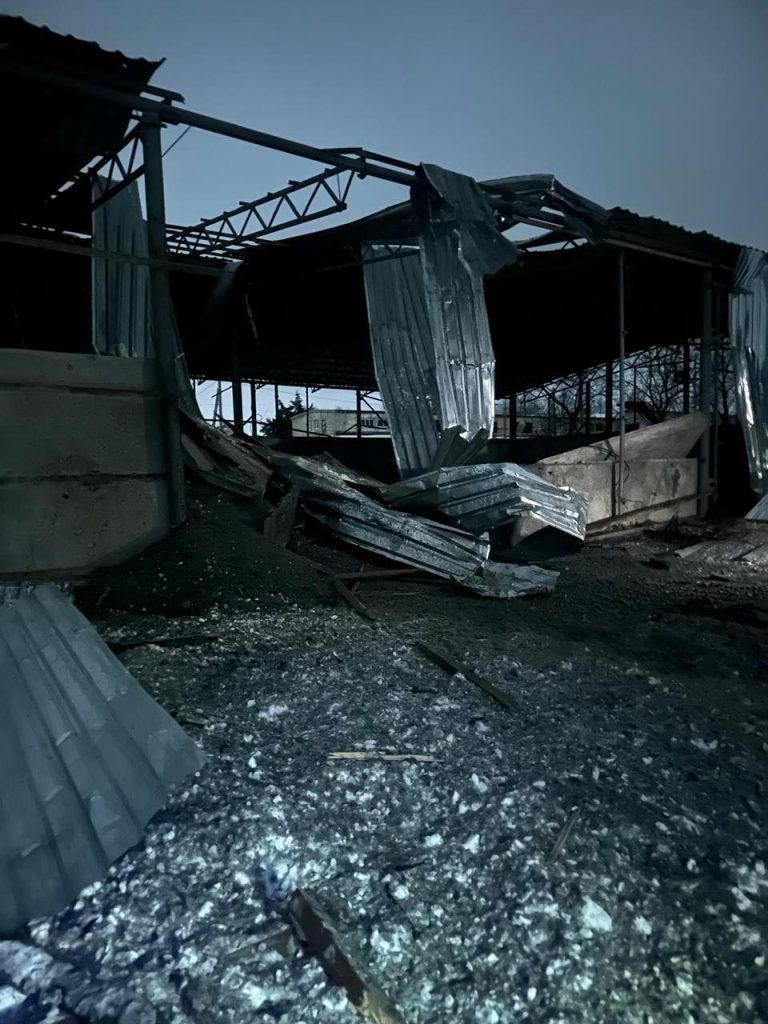 Ворожий БпЛА атакував підприємство у Лозовій 2