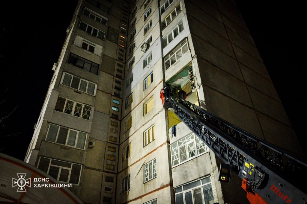 Вибух у квартирі в Харкові: рятувальники розібрали завали Вибух у квартирі в Харкові: рятувальники розібрали завали