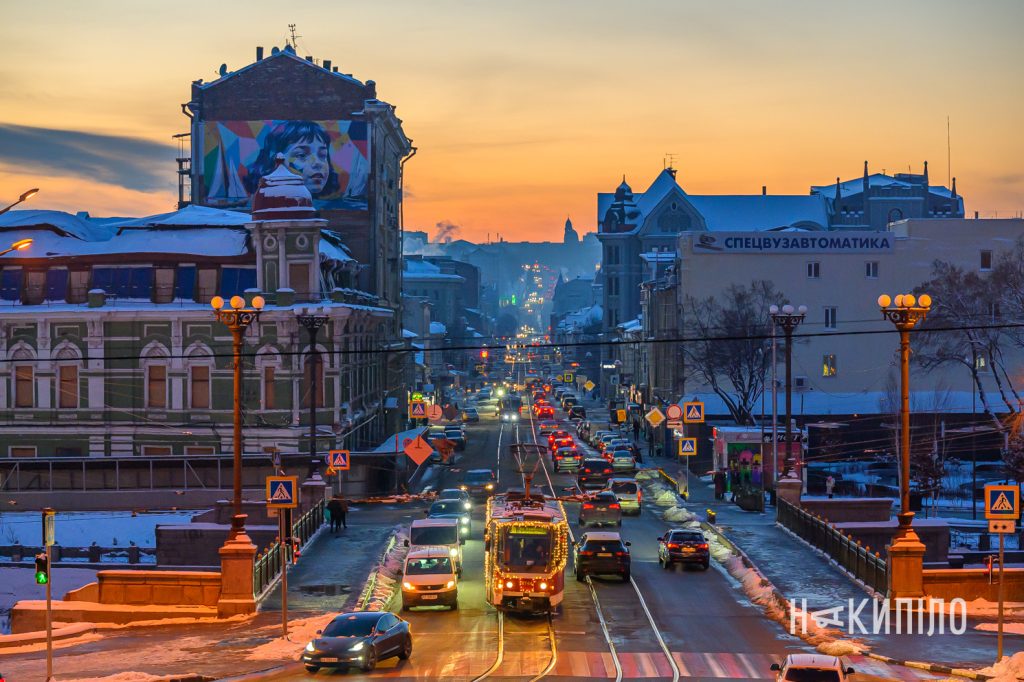 Вечірній святковий Харків — який він? Фоторепортаж 13 Харків, Вулиця полтавський шлях, трамвай, січень 2025 фото: Лептуга Ігор