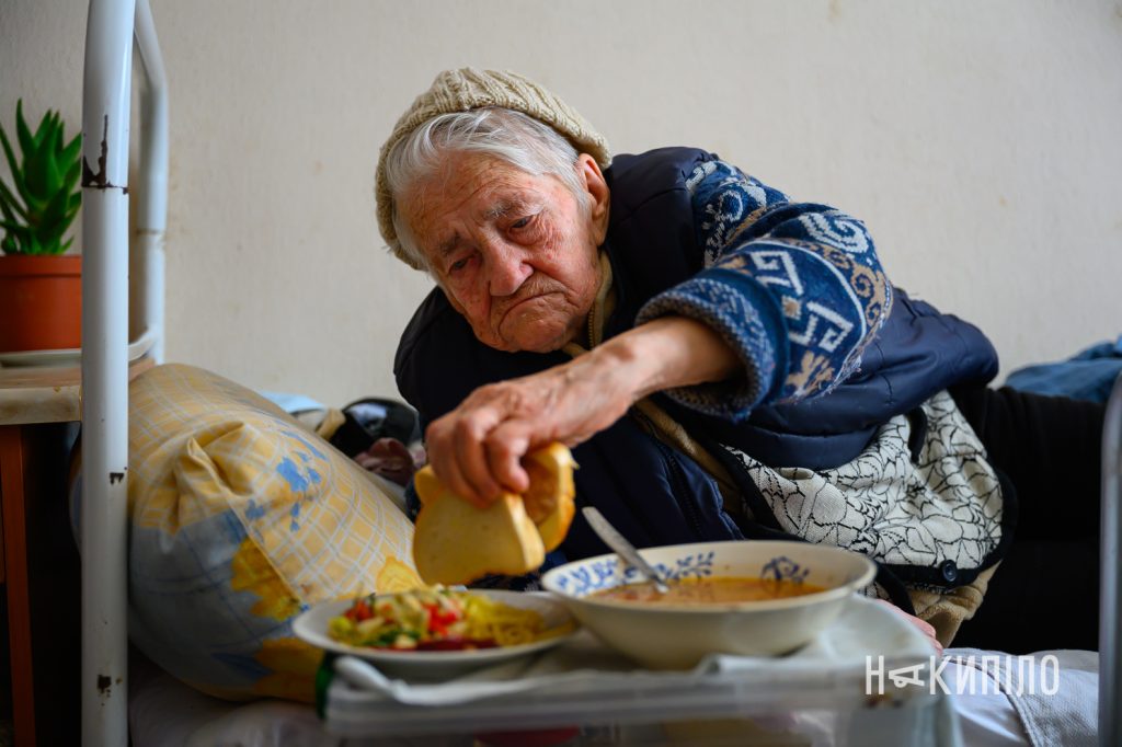 Атмосфера дому та якісний догляд: як живе прихисток «Велика родина» прихисток для літніх людей веплика родина, літні люди , впо, фото: Лептуга Ігор