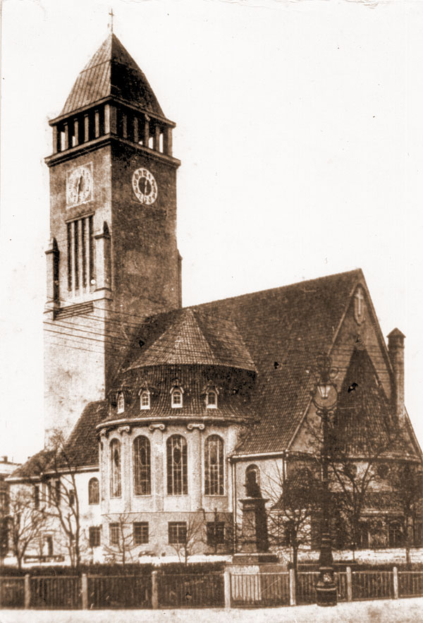 Релігія німецьких колоністів: культові споруди, духовне життя, традиції Релігія німецьких колоністів: культові споруди, духовне життя, традиції