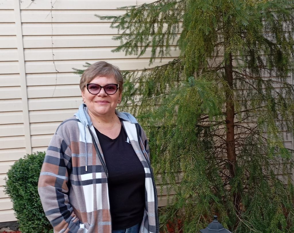 Життя після 60 під час війни. Історії жінок, які не виживають, а живуть 4