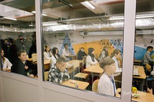 У метро Харкова облашували нові класи для навчання дітей