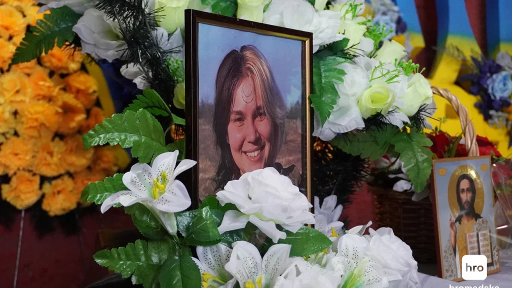 Сьогодні в Києві попрощалися з Ланою «Саті» Чорногорською 1 Сьогодні в Києві попрощалися з Ланою «Саті» Чорногорською.