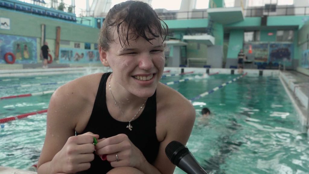 «Багато хто дивується, як я можу користуватися комп'ютером та інтернетом», — Марина Піддубна плавчиня Яна Бережна