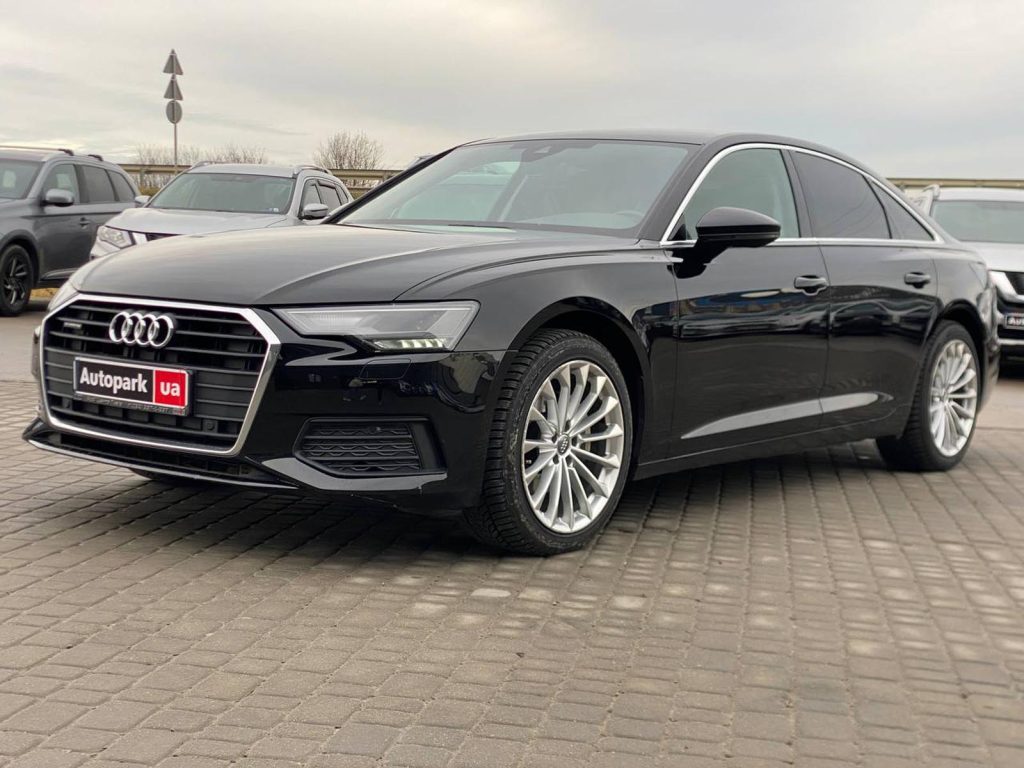 Toyota Camry vs Audi A6: чи можна порівнювати японську надійність і німецький преміум? 3 Toyota Camry vs Audi A6