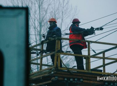 енергетики лагодять обірвани мережі в Харкові