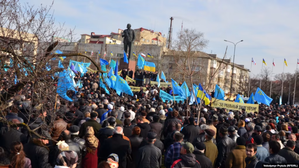 «Натовп в один голос скандував: “Аллаху Акбар! Слава Україні!”». Інтерв'ю з кримчаком Петром Кошуковим «Натовп в один голос скандував: “Аллаху Акбар! Слава Україні!”». Інтерв'ю з кримчаком Петром Кошуковим