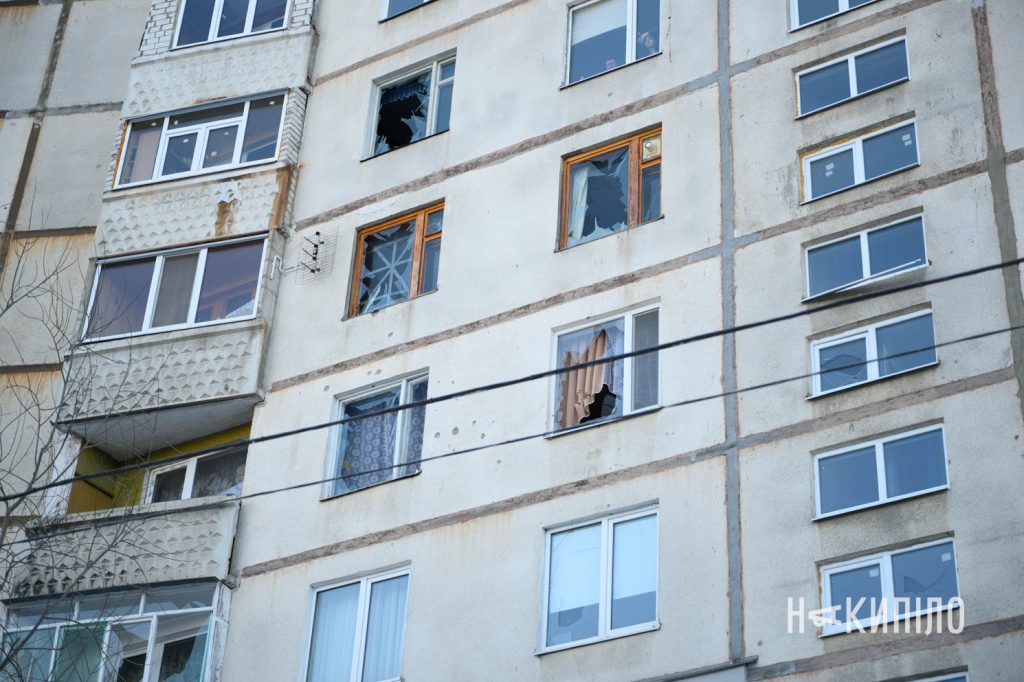 ворожий дрон зачепився за дерева. Фоторепортаж 9