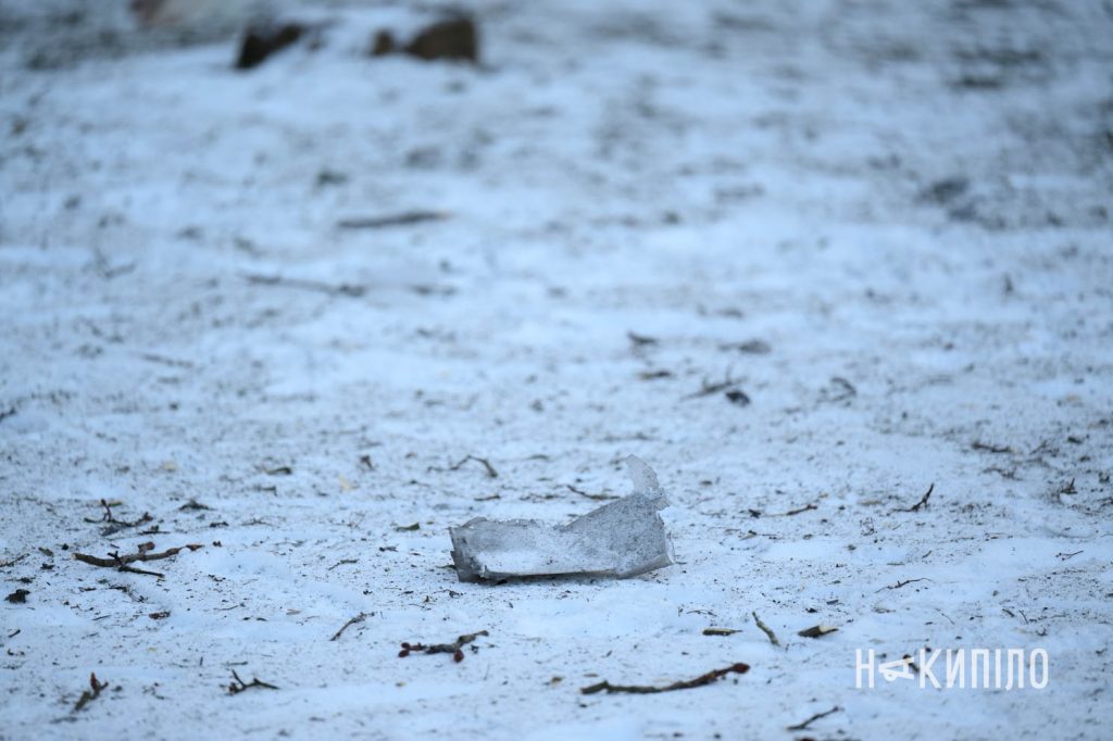 ворожий дрон зачепився за дерева. Фоторепортаж 3